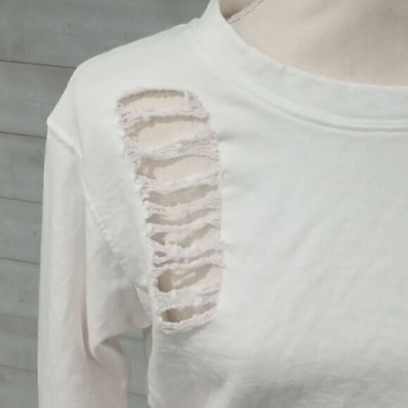 Stateside ripped / shredded white T-shirt with black stripe at cuff and him - Picture 2 of 5